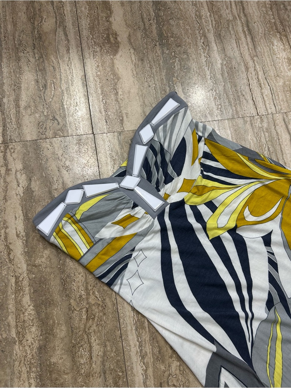 Vintage Strapless Floral-Print Maxi Dress in Yellow & White - Picture 4 of 7